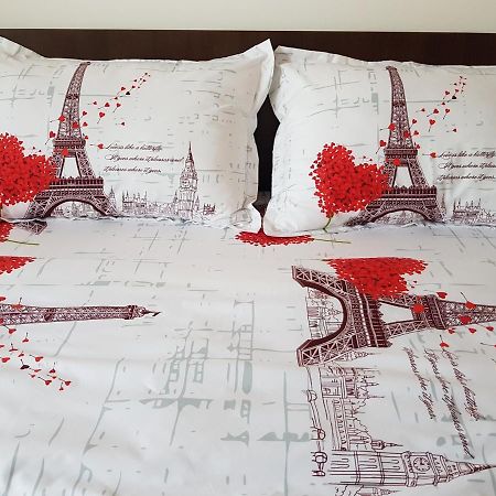 Diane'S Apartament Sibiu Ngoại thất bức ảnh