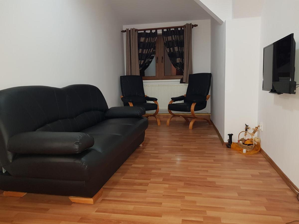 Diane'S Apartament Sibiu Ngoại thất bức ảnh