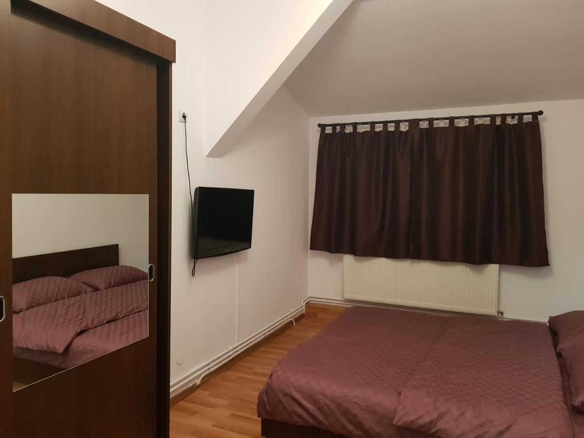 Diane'S Apartament Sibiu Ngoại thất bức ảnh